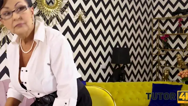Fear, Prank and Lust with Tutor Lilian Black and Tony Milak