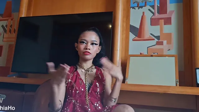AshiaHo and Maikamann in Window Sex with Cumshot on Sentosa Island