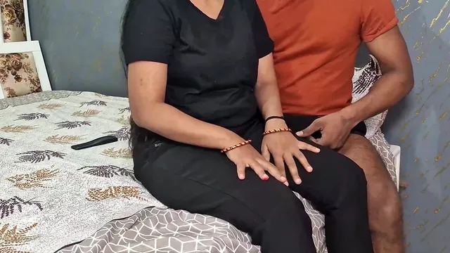 Promila, a newlywed stepsister, asks Naveen for rough sex in a hotel