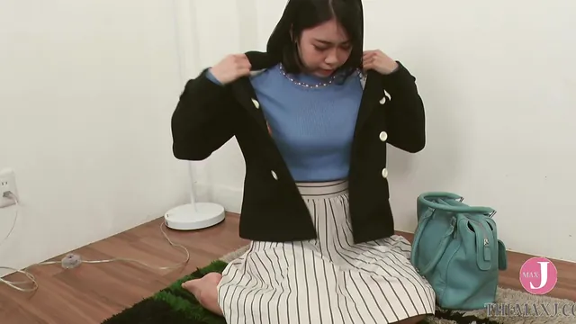 Fuuka Nagano Gets Wet During Interview and Squirts