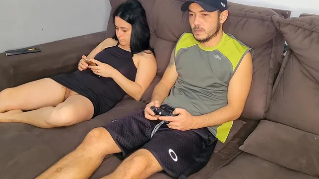 Jennifer Pimenta risks sex with Kasallpimenta, the husband's best friend