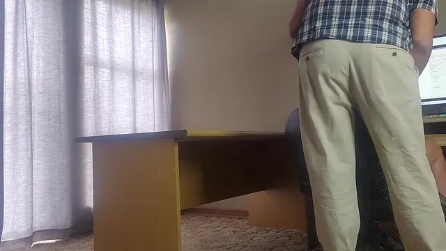 The boss Redsparow3434 trades a raise for standing sex with the secretary