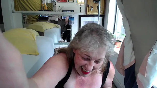 Curvy PAWG gets roleplay, name calling and a big black dildo
