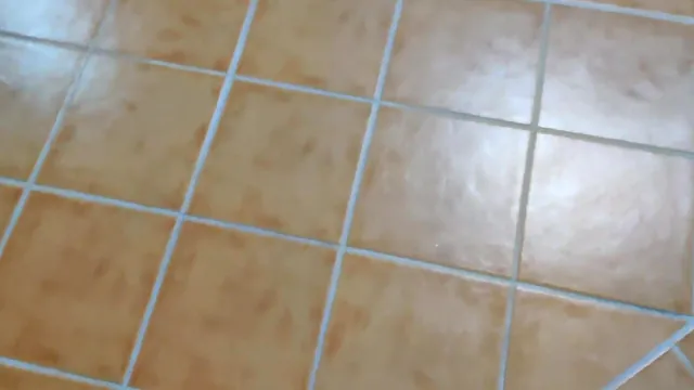 Open minded stepmom Squirting Miss skates naked while her stepson watches
