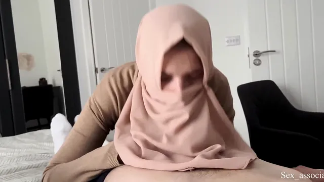Sofie Lund and Otto Holm in Arab Stepmom Helps Stepson with Broken Arms