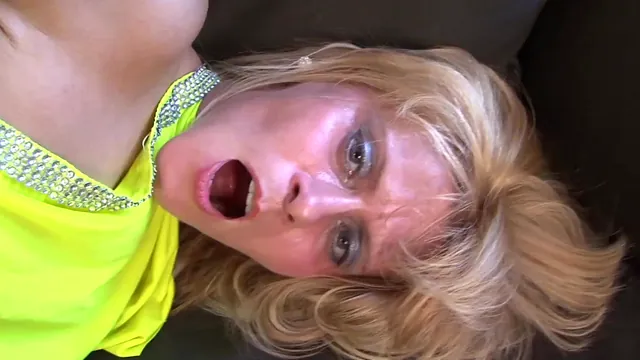 Scarlet, a blonde granny in stockings, enjoys deep anal with Franco Roccaforte