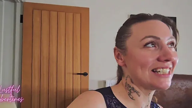 Amy Lustful Libertines picks her stepbrother as a Christmas party date
