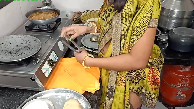 Goldx and Sexy Komal Fuck Doggystyle While Making Bread