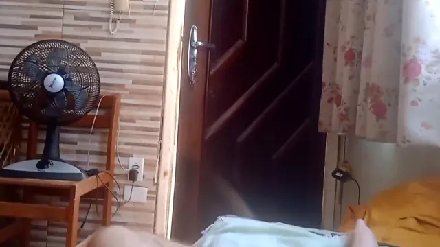 Married redhead Dai Belan brings Paulinho Da Praia Grande over and fucks him