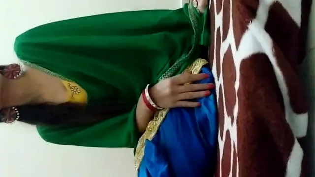 Desi Bhabhi Prefers Oral Only in Hindi Hardcore Clip