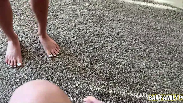 Sona Bella Fails the Test with Donnie Rock After a Morning Handjob