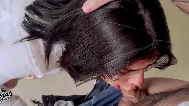 Real estate agent Selena Vega seals the deal with a blowjob for William Vega