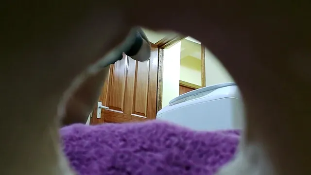 Kenyan Housemaid Takes on Anal Sex in the Bedroom