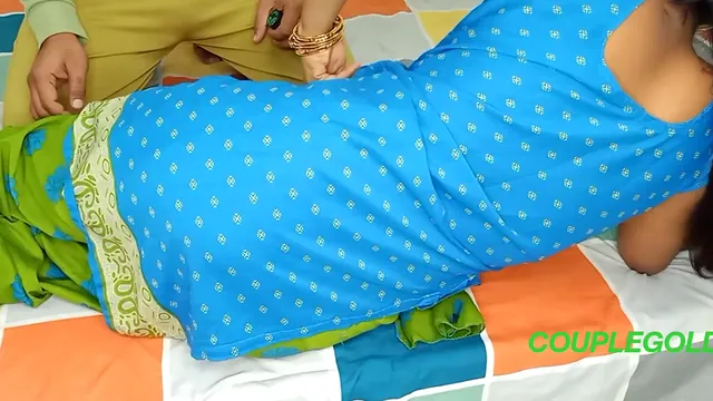 Sexy Komal takes anal from Goldx in a tricky pose for her first time