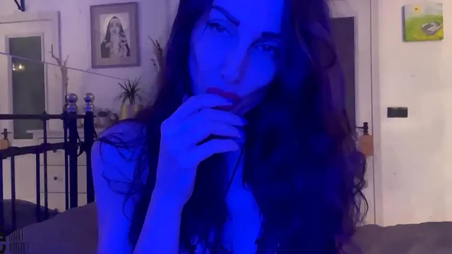 Saint spots Liza Virgin at a nightclub and takes her home for hard sex