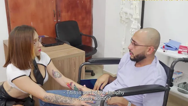 Fantasies run wild, so SoldierHugeCock sees doctor Leela Moon for a checkup