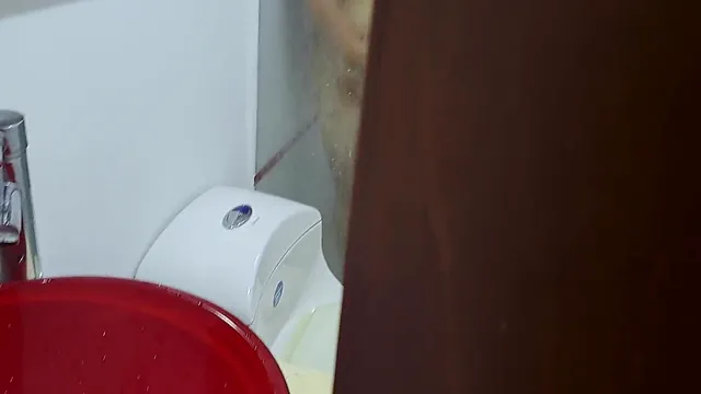 Hot blonde MILF Marie Olsen has great sex with Victor Palmas