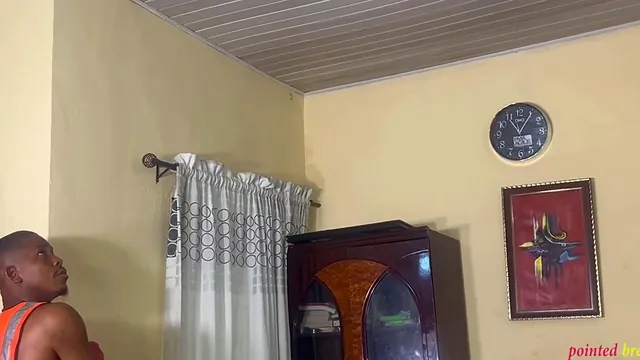 Juicy Lekki slimshade settles her bills by fucking Harveyxbush