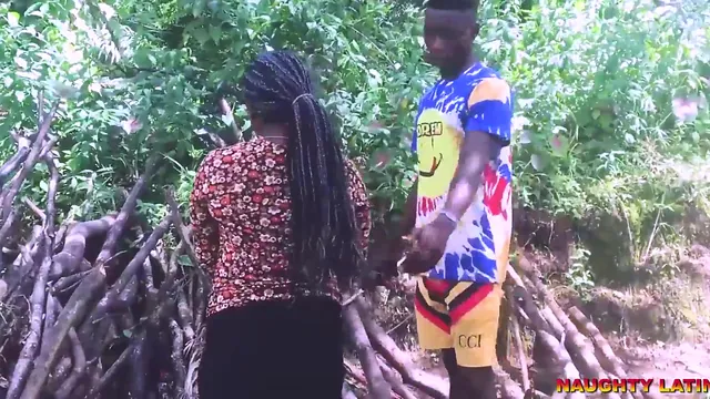Bang King Empire fucks Fuckqueen, an ebony firewood seller, outdoors