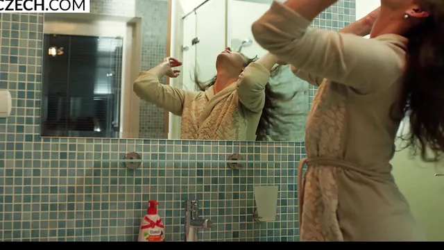 Busty Mature Babe Reina Pornero Takes a Shower