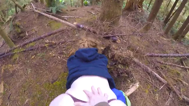 Big juicy ass on display, then anal in the woods outdoors