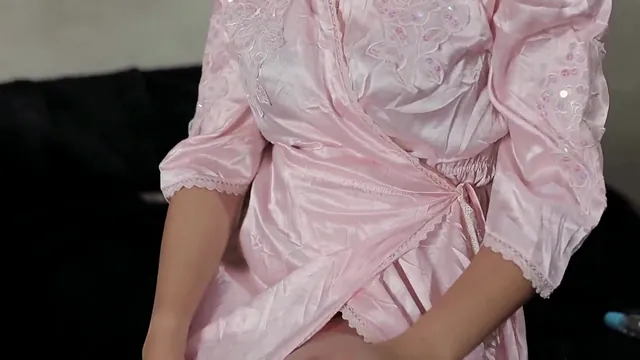 Silk Satin66 poses in satin lingerie and shows her pussy