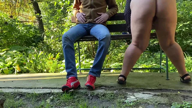 Elena, a chubby stepmom, fingers herself to a climax in the open air