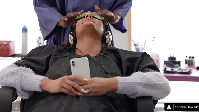 Ebony babe gets pounded hard in a public salon and a client nearly spots them