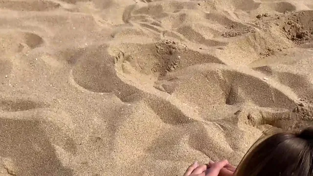 Public Beach Encounter Leads to Anal and a Cumshot