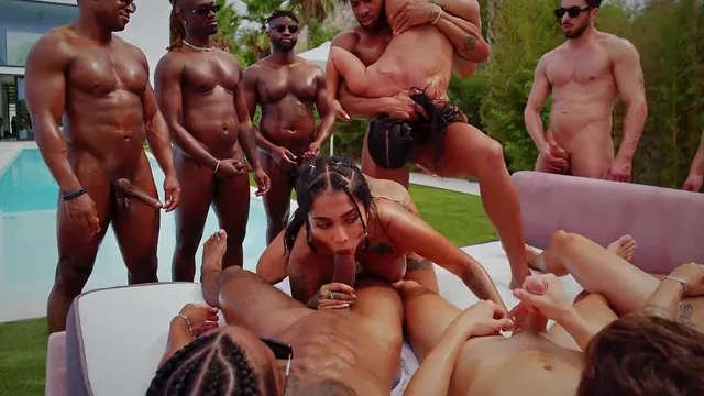 Rough outdoor gangbang with Yasmina Khan and Sara Retali squirting