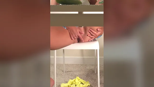 Huge Toy Stretches Wet Tight Pussy in Homemade Solo Clip