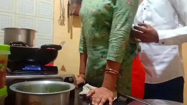 Indian wife Foxsinban1999 gets pounded from behind in the kitchen by Foxsinban